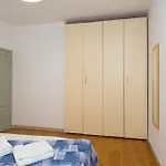 - Platamo Ferienhaus *